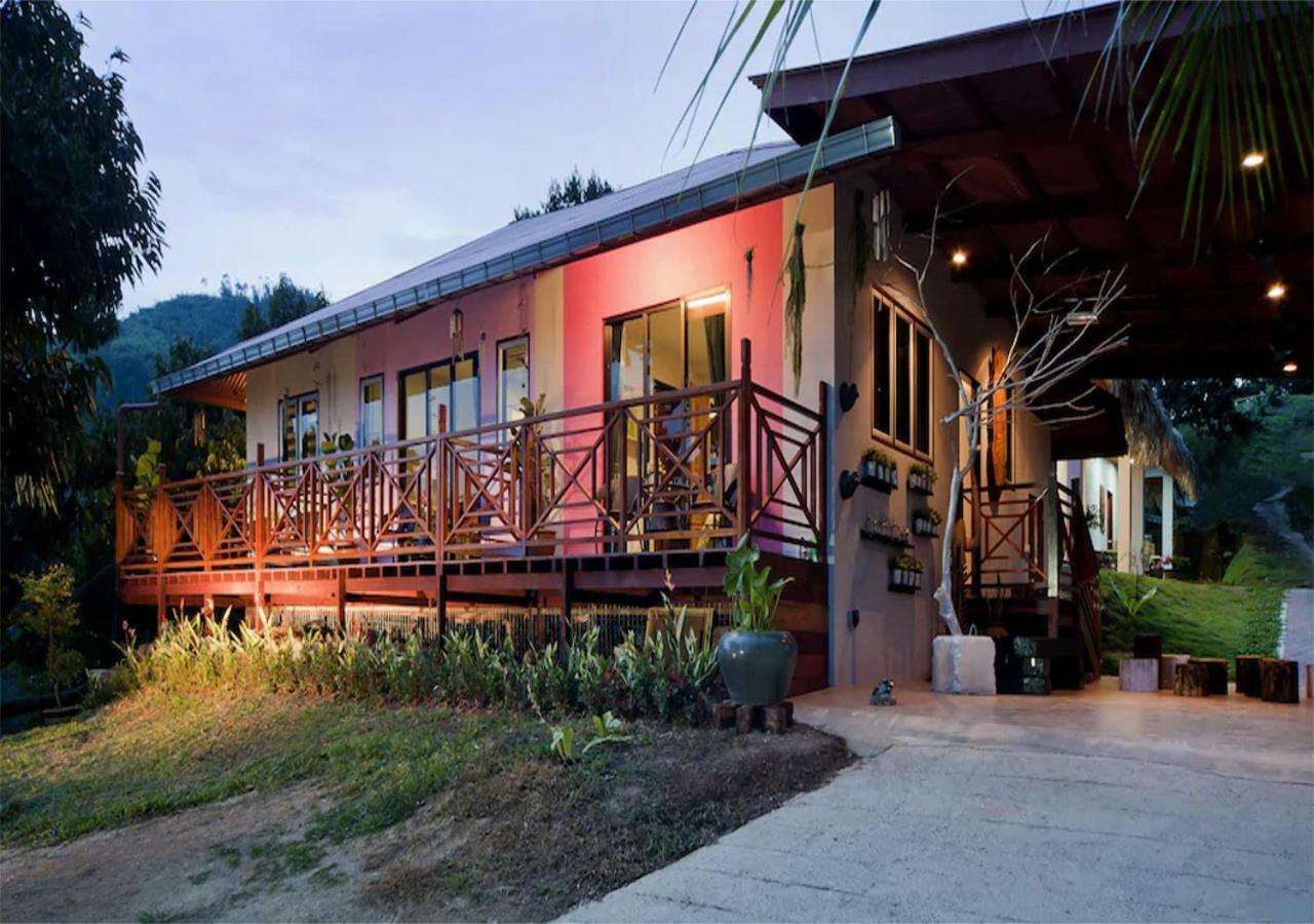 Bilut Leisure Sdn Bhd Hotel Raub Exterior foto